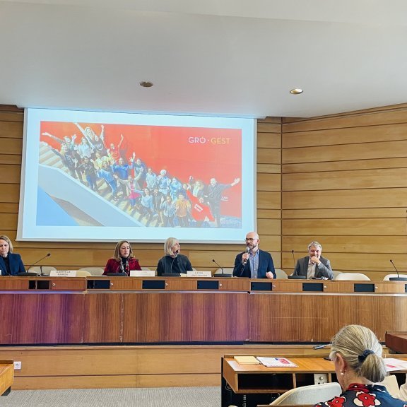 thomas-barbsershopjpg