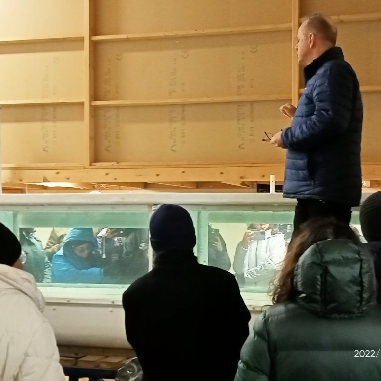 Haraldur Einarsson, MFRI, explaining fishing gears properties