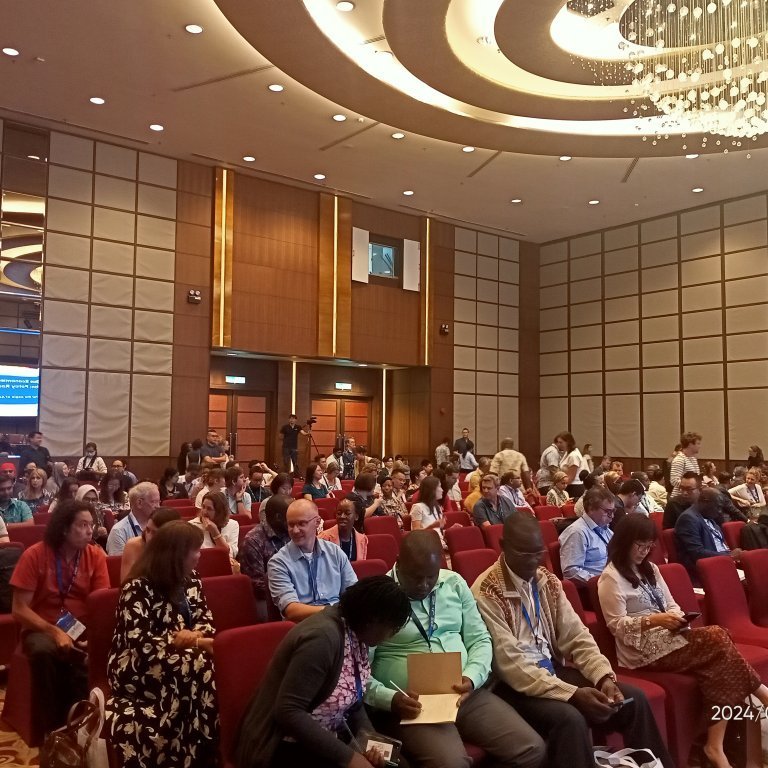 ... security, gender economics in fisheries and aquaculture, resilience in the blue economy and distributional justice and governance.