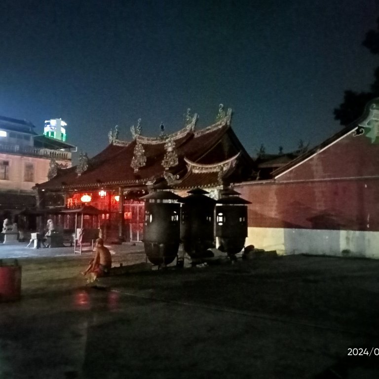 Goddess of Mercy Chinese Temple (built in 1800).