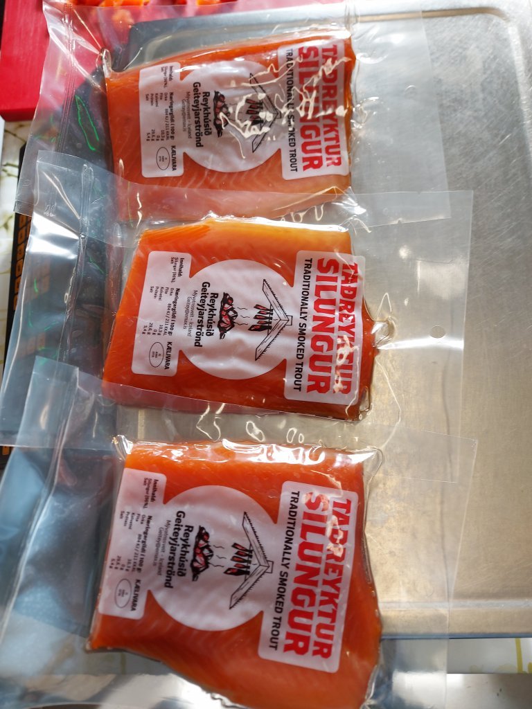 Smoked trout from Geiteyjarströnd