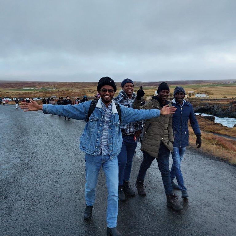 We love Góðafoss!