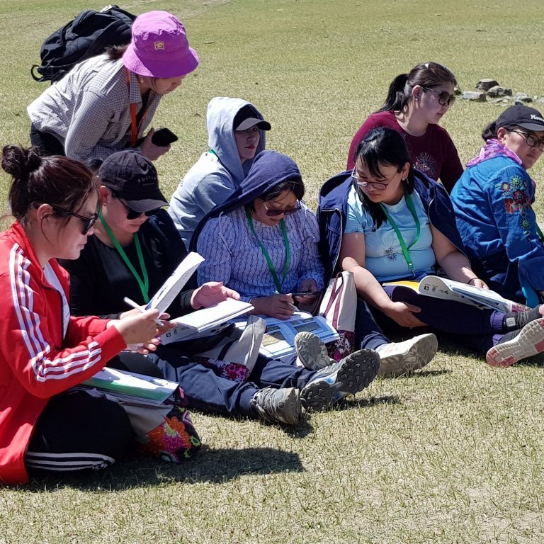 Course participants studying how to assess rangeland health