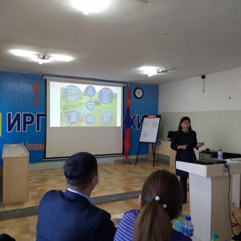 Dr Baigal-Amar Tuulaikhuu teaching