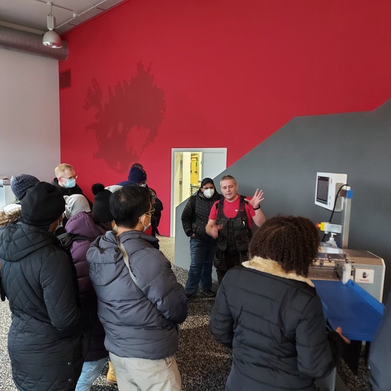 Árni Kristinsson giving an overview of Vélfag´s machinery