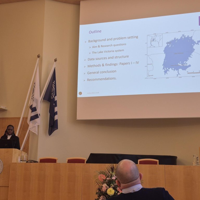 Veronica presents her research.