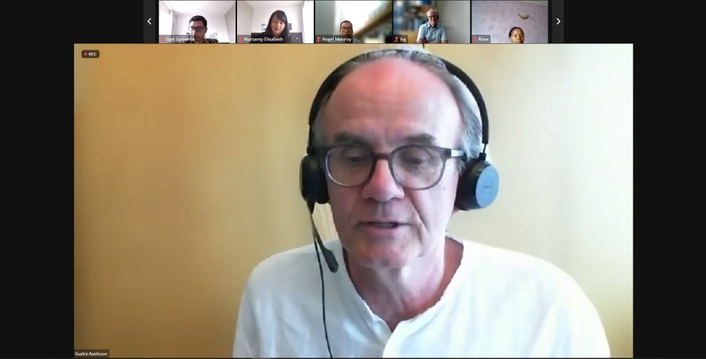 Director Guðni Axelsson addressing the audience