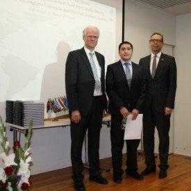 Daniel Villarroel receiving his certificate