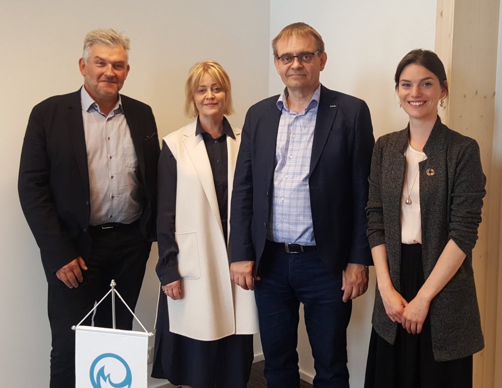 From left: Jon Karl Ólafsson (Chairman of GRÓ Board), Bryndís Kjartansdóttir (Director, GRÓ Centre),…