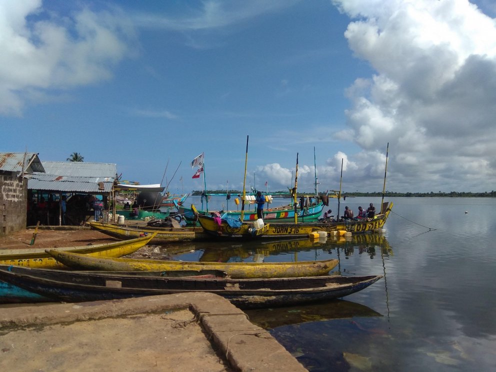 Gana boats Fanti Town