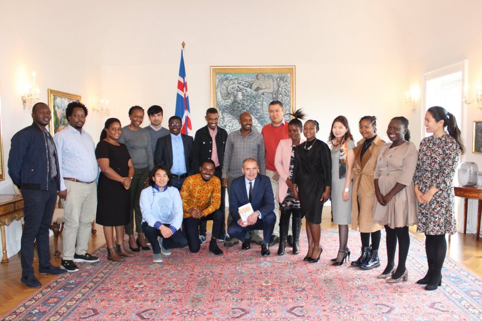 GRÓ LRT fellows with the President in Bessastaðastofa