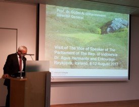 Dr. Agus Hermanto introduces the delegation at UNU-GTP