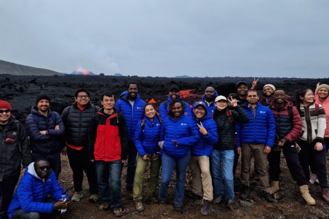 2025 GRÓ GTP fellows by the volcanic eruption in Sundhnúksgígaröð, summer 2025, in Reykjanes Peninsula.