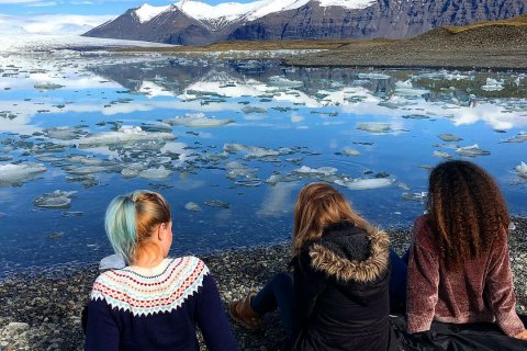 UNU-GEST fellows at the Glacier Lagoon