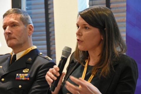 Dr. Anne Flaspöler, postdoctoral researcher at EDDA and UNU-GEST speaking at the Future Force Conference 2017